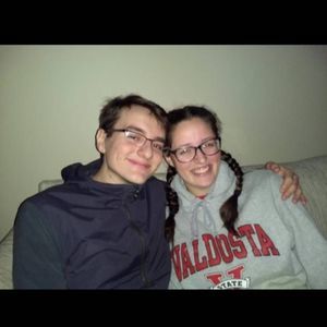 Meet your Posher, Cameron